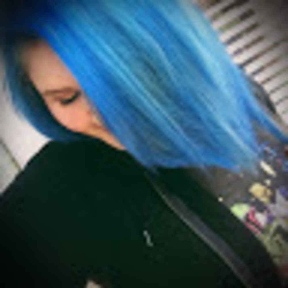 Meet your Posher, Talia